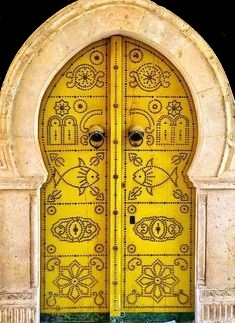 door yellow arch