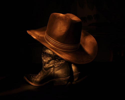 cowboy hat brown with boots